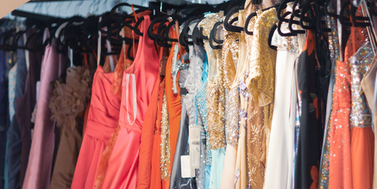 5 errores al elegir un vestido de fiesta (y cómo evitarlos)