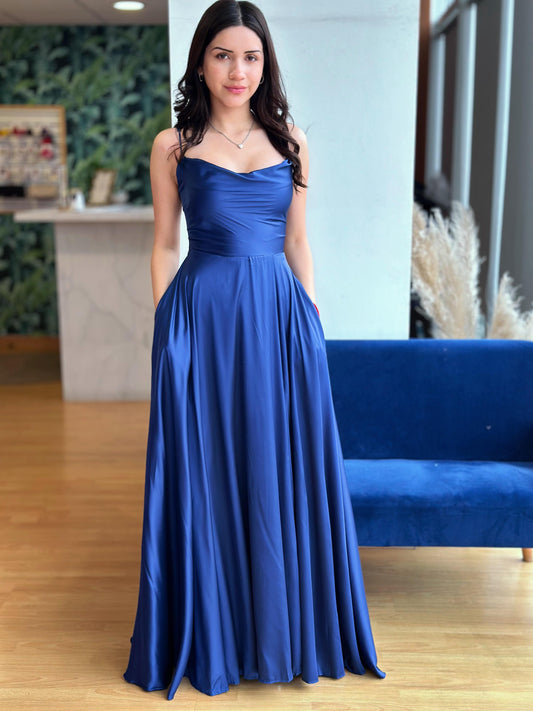 Vestido Olivia Satin Azul Marino